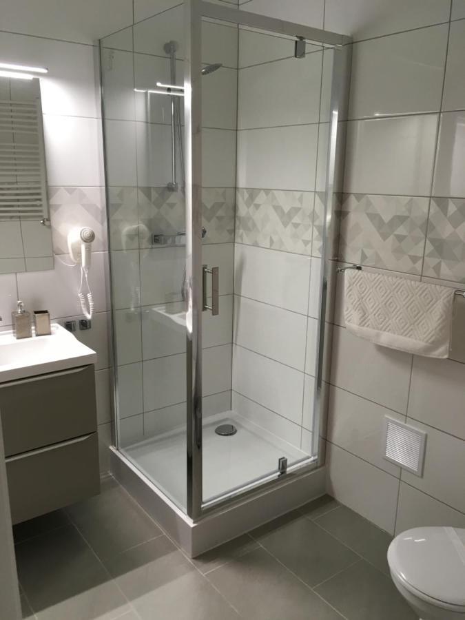Rezydencja Marzec Gniezno Eksteriør bilde